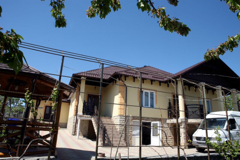 Acoperișuri ieftine pentru case